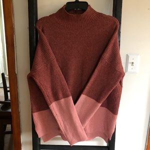 Olive + Oak sweater size medium. NWOT.